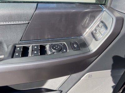 2026 Ford F-150 Lariat Black Appearance Pkg.
