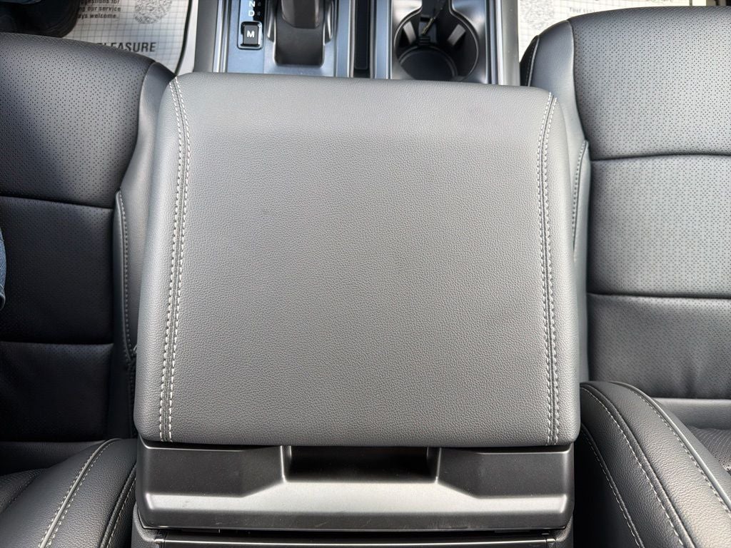 2026 Ford F-150 Lariat Black Appearance Pkg.