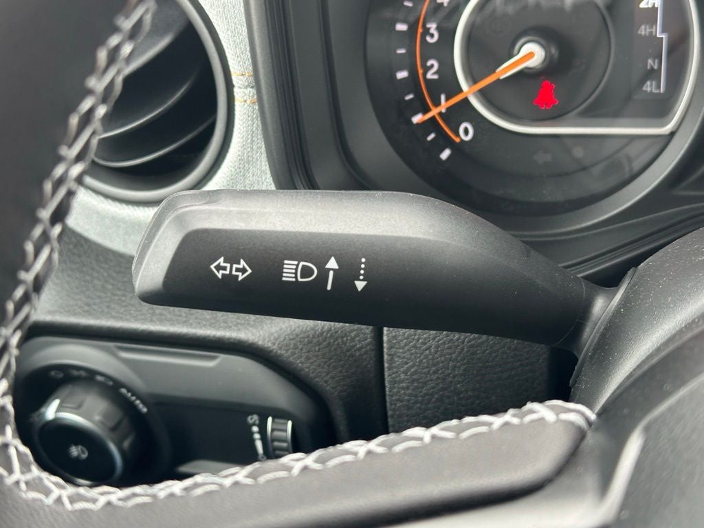 2025 Jeep Wrangler 4-DOOR SPORT S