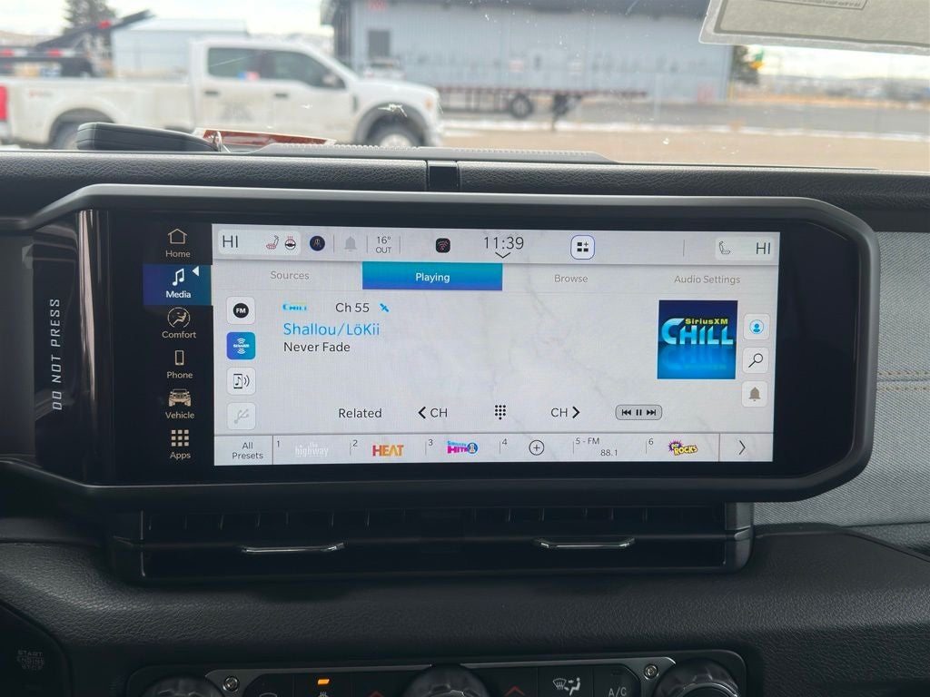 2025 Jeep Wrangler 4-DOOR SPORT S