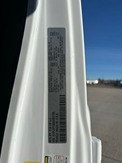 2025 Jeep Wrangler 4-DOOR RUBICON