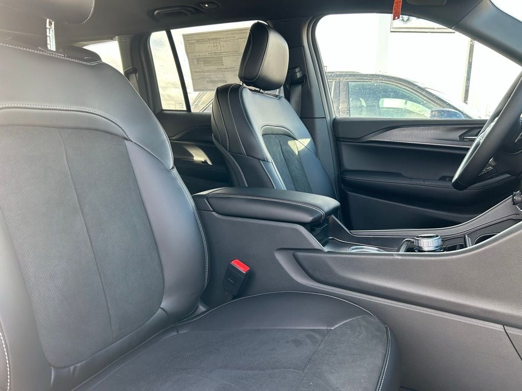 2025 Jeep Grand Cherokee ALTITUDE X 4X4