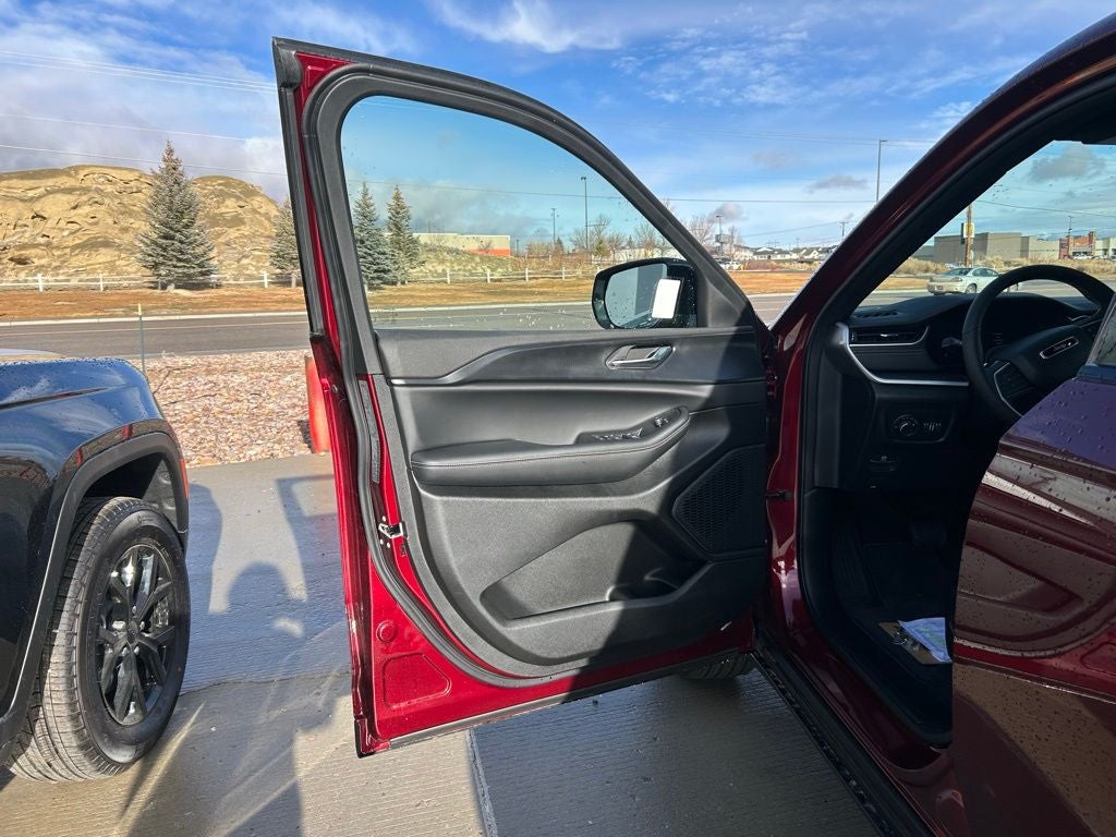 2025 Jeep Grand Cherokee ALTITUDE X 4X4