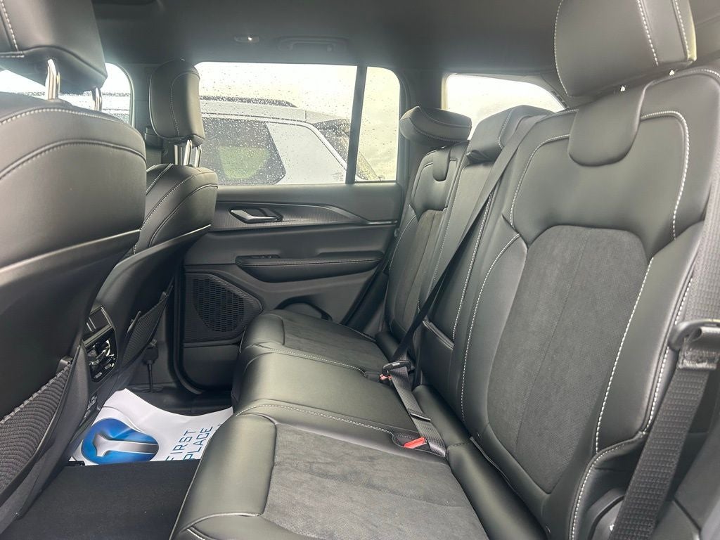 2025 Jeep Grand Cherokee ALTITUDE X 4X4