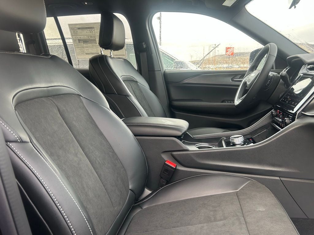 2025 Jeep Grand Cherokee ALTITUDE X 4X4