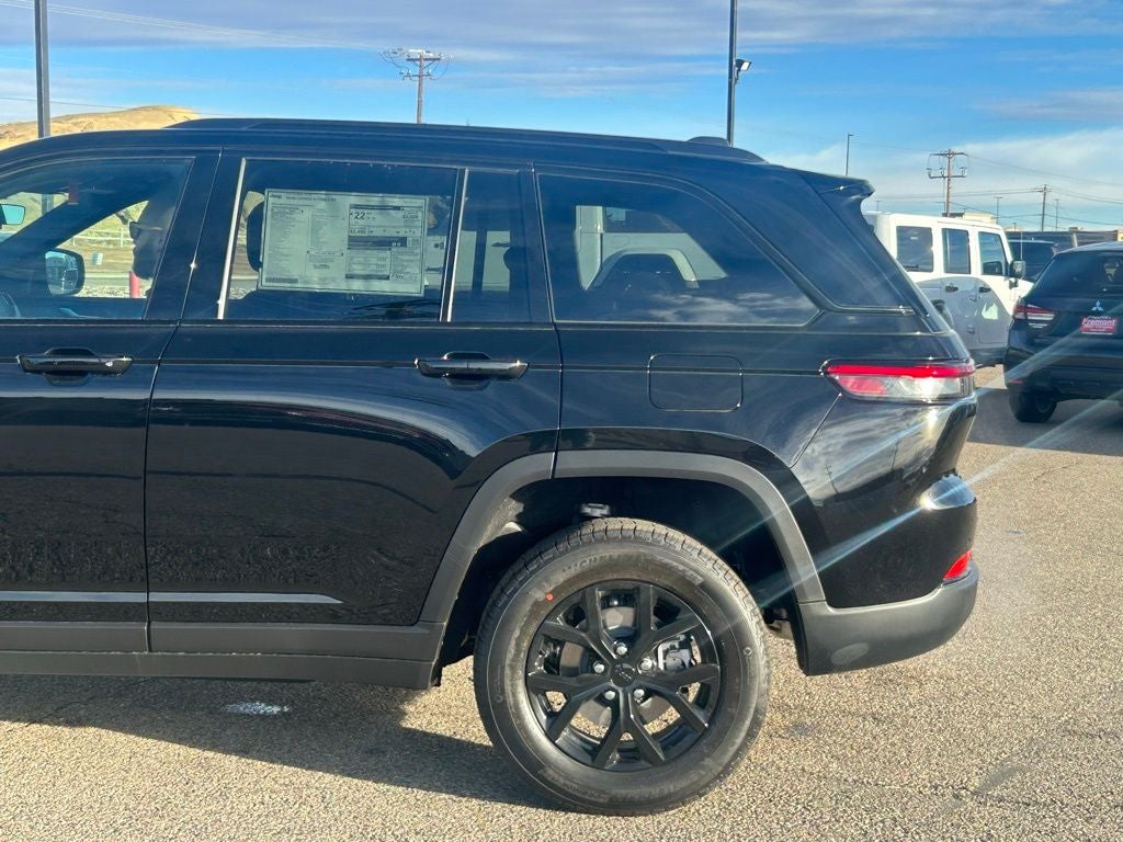 2025 Jeep Grand Cherokee ALTITUDE X 4X4