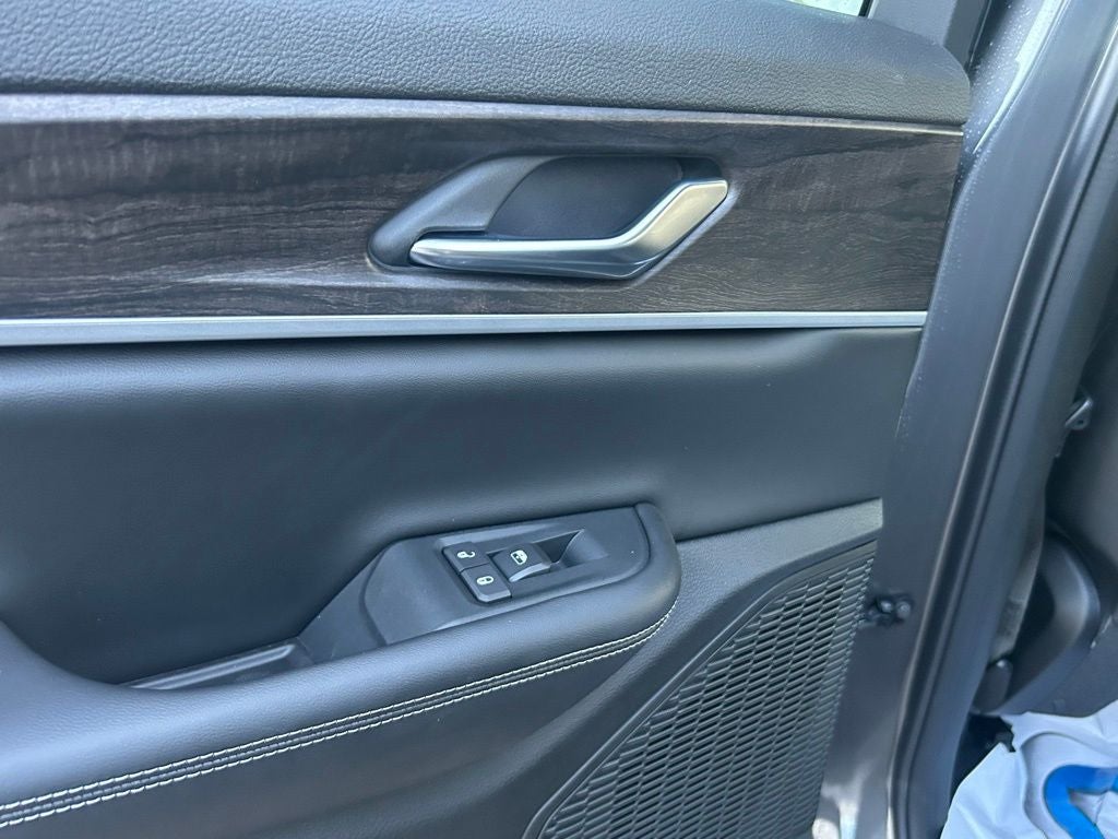 2026 Jeep Grand Cherokee LAREDO ALTITUDE 4X4