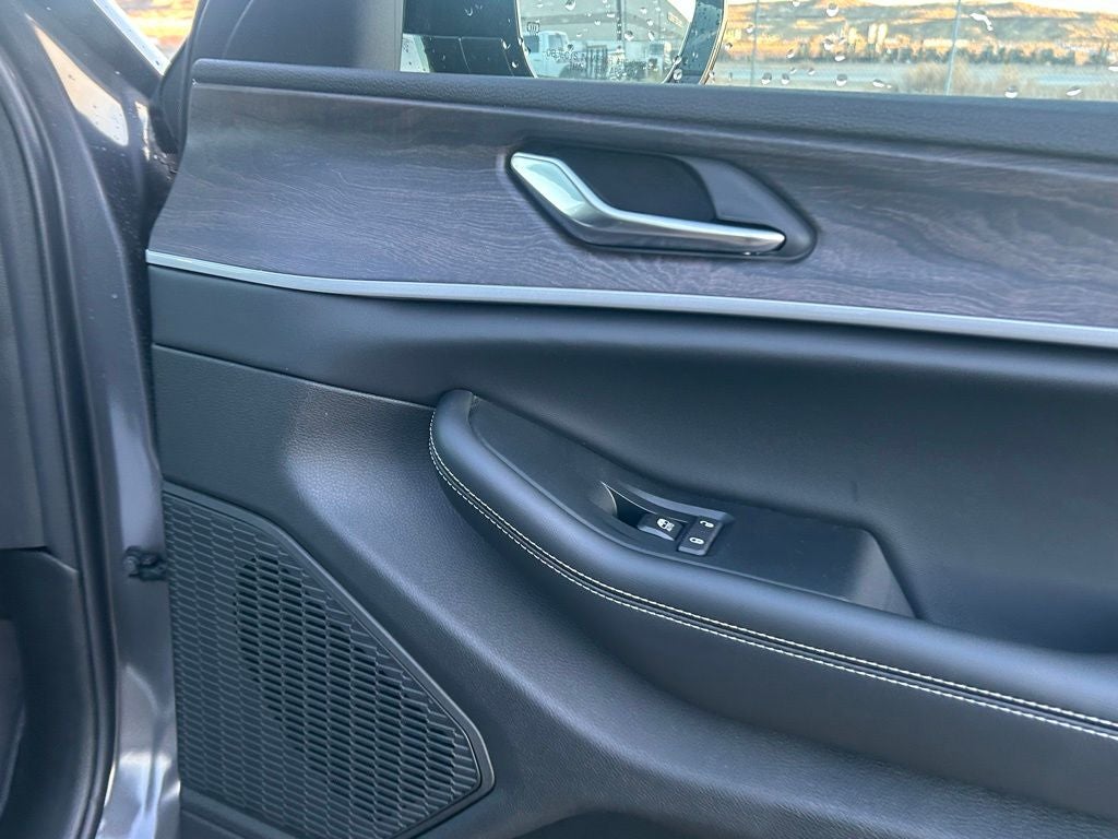 2026 Jeep Grand Cherokee LAREDO ALTITUDE 4X4