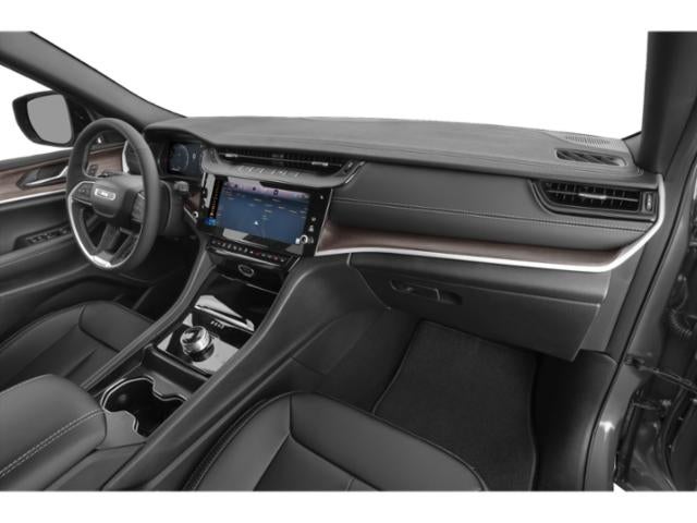 2027 Jeep Grand Cherokee Altitude