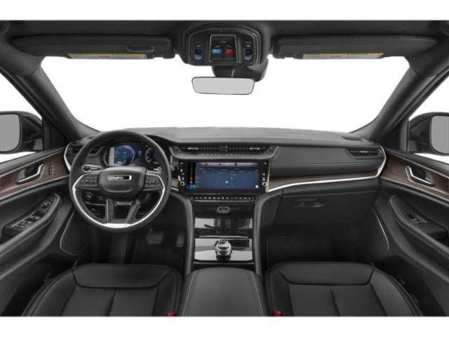 2027 Jeep Grand Cherokee Altitude