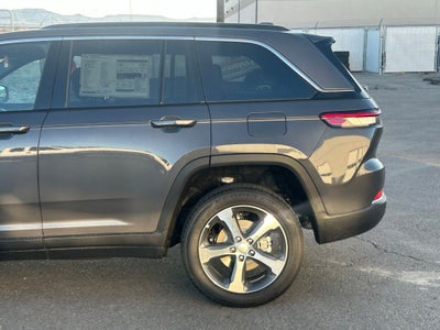 2025 Jeep Grand Cherokee LIMITED 4X4