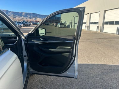 2025 Jeep Grand Cherokee L L LIMITED 4X4