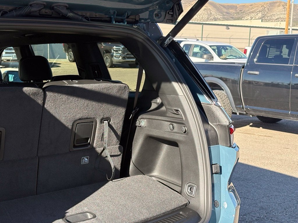2027 Jeep Grand Cherokee L Limited