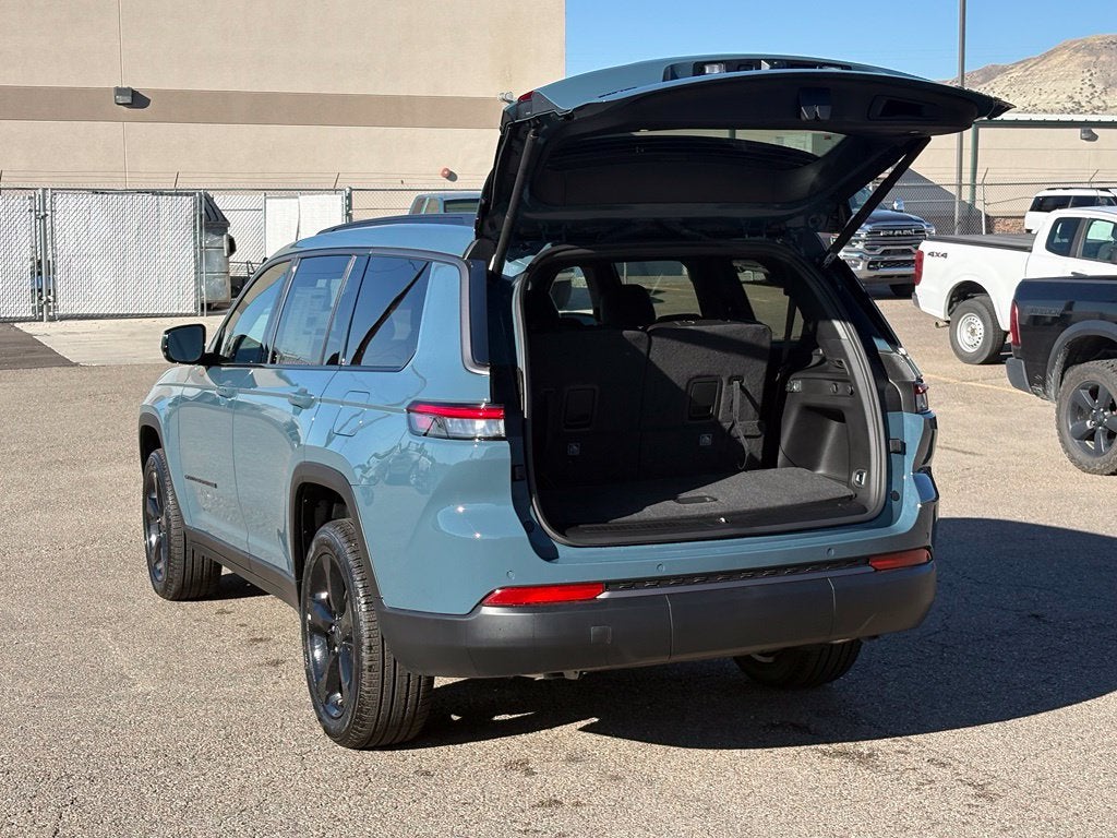 2027 Jeep Grand Cherokee L Limited