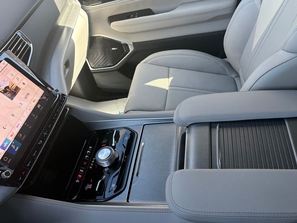 2026 Jeep Grand Wagoneer L Limited Reserve