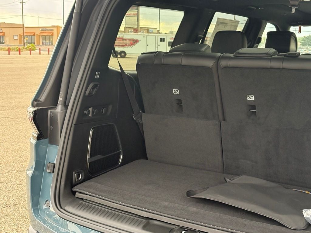 2026 Jeep Grand Wagoneer Upland
