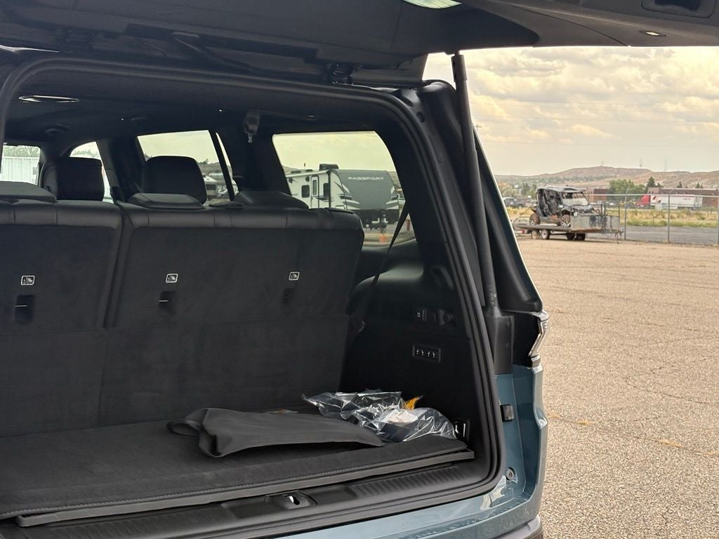 2026 Jeep Grand Wagoneer Upland