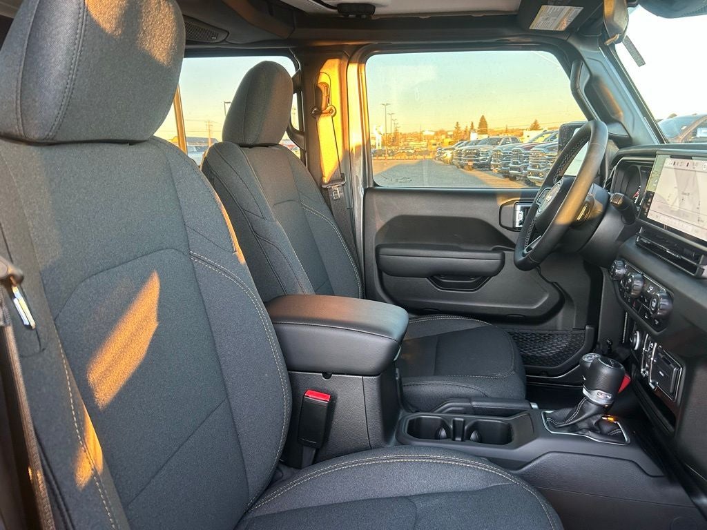 2025 Jeep Gladiator GLADIATOR SPORT S 4X4