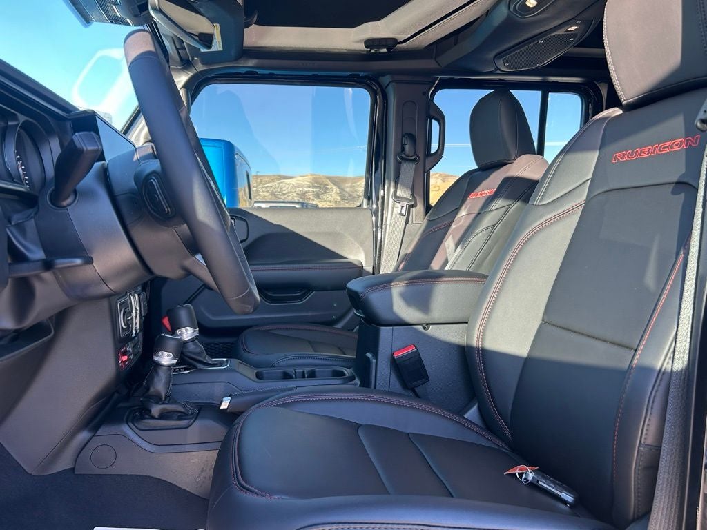 2025 Jeep Gladiator GLADIATOR RUBICON X 4X4