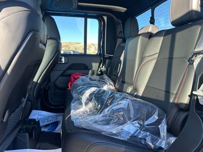 2025 Jeep Gladiator GLADIATOR RUBICON X 4X4