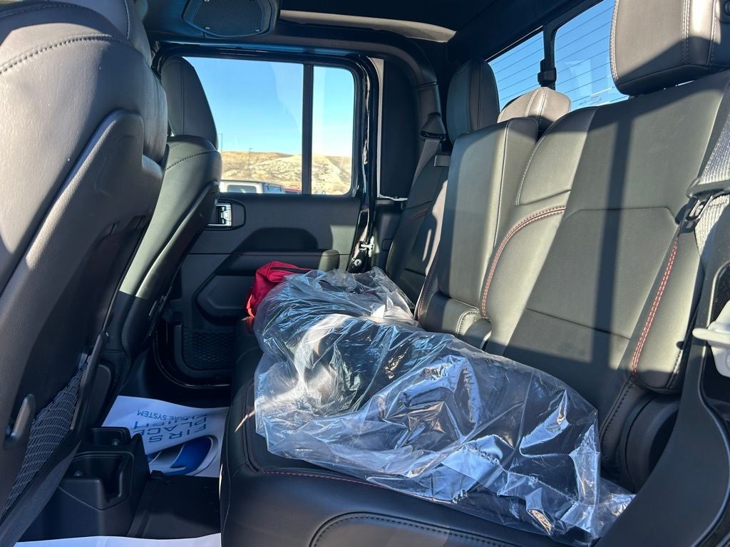 2025 Jeep Gladiator GLADIATOR RUBICON X 4X4