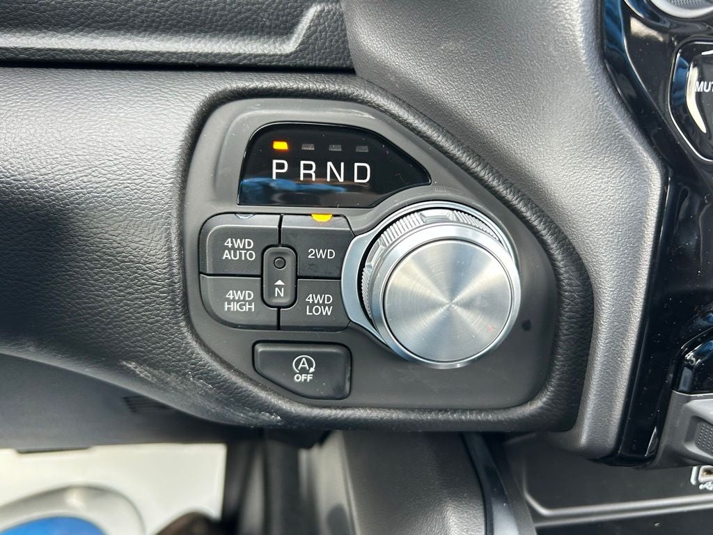 2026 RAM Ram 1500 1500 LAIE CREW CAB 4X4 5'7' BOX