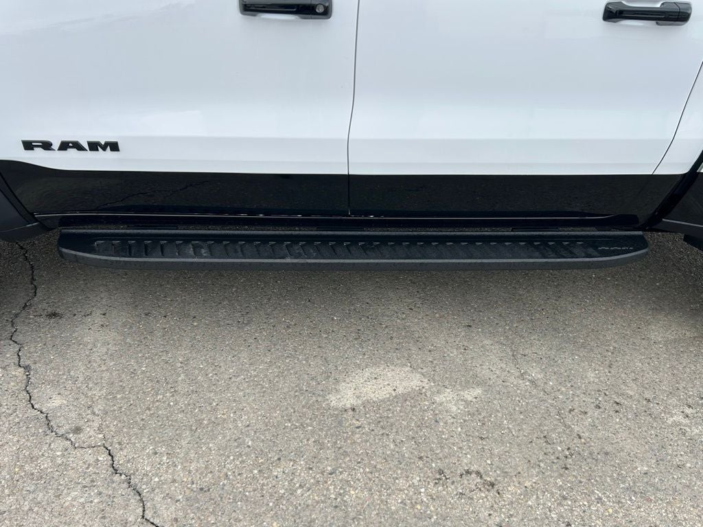 2026 RAM Ram 1500 1500 RHO CREW CAB 4X4 5'7' BOX