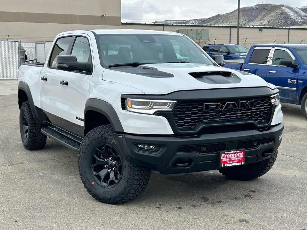 2026 RAM Ram 1500 1500 RHO CREW CAB 4X4 5'7' BOX