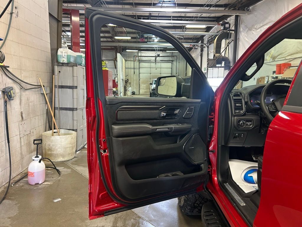 2026 RAM Ram 1500 1500 RHO CREW CAB 4X4 5'7' BOX