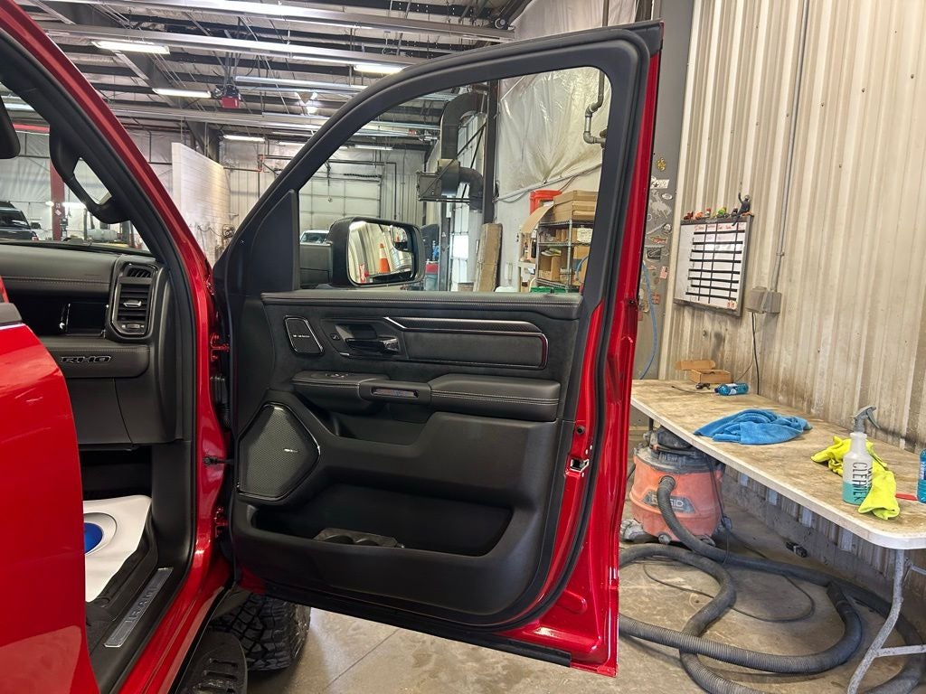 2026 RAM Ram 1500 1500 RHO CREW CAB 4X4 5'7' BOX