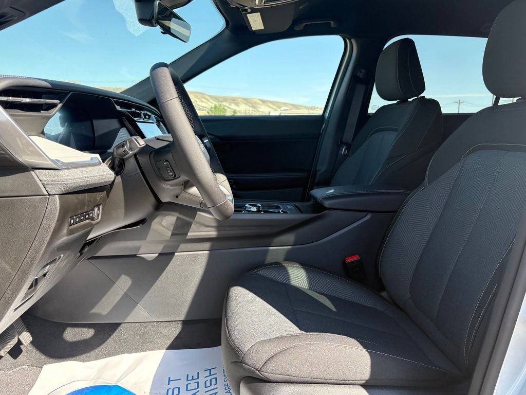 2026 Jeep Cherokee Laredo Hybrid