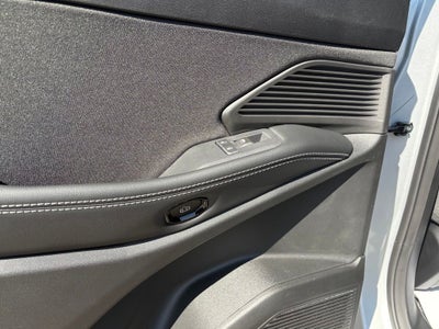 2026 Jeep Cherokee Laredo Hybrid