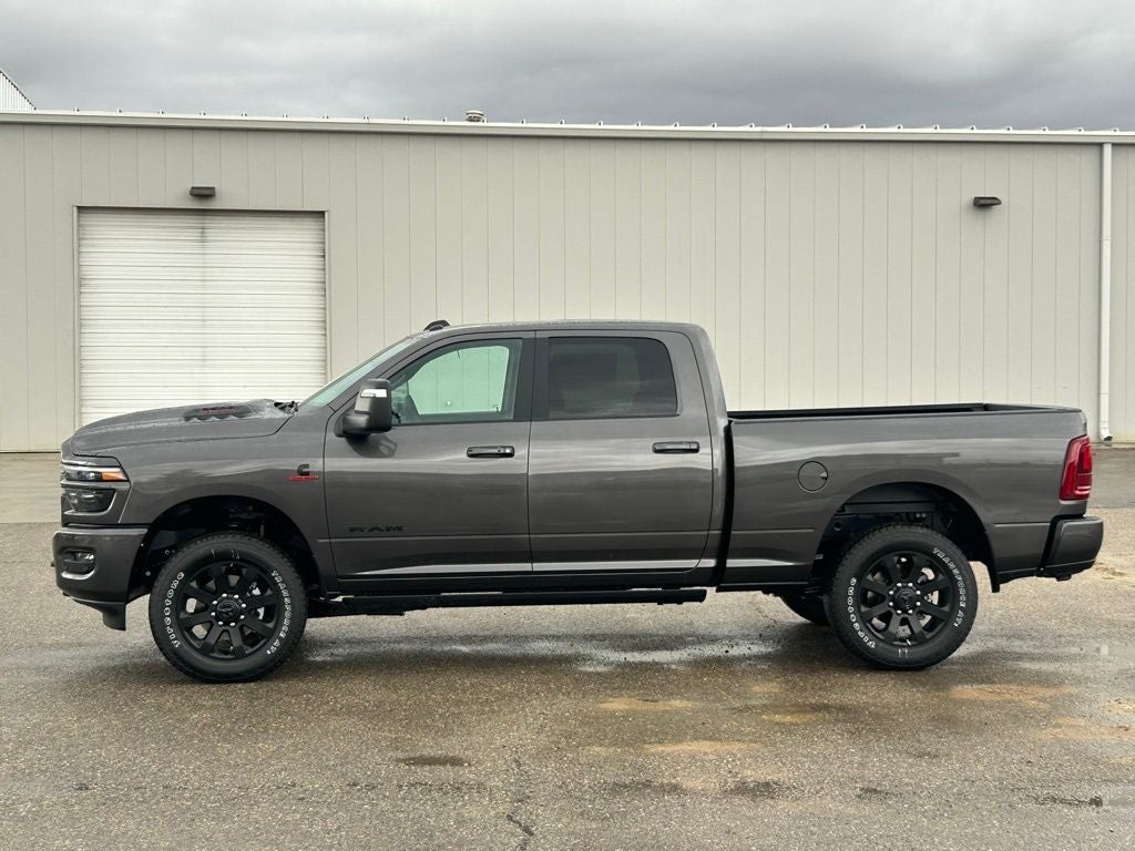 2026 RAM Ram 3500 3500 LAIE CREW CAB 4X4 6'4' BOX