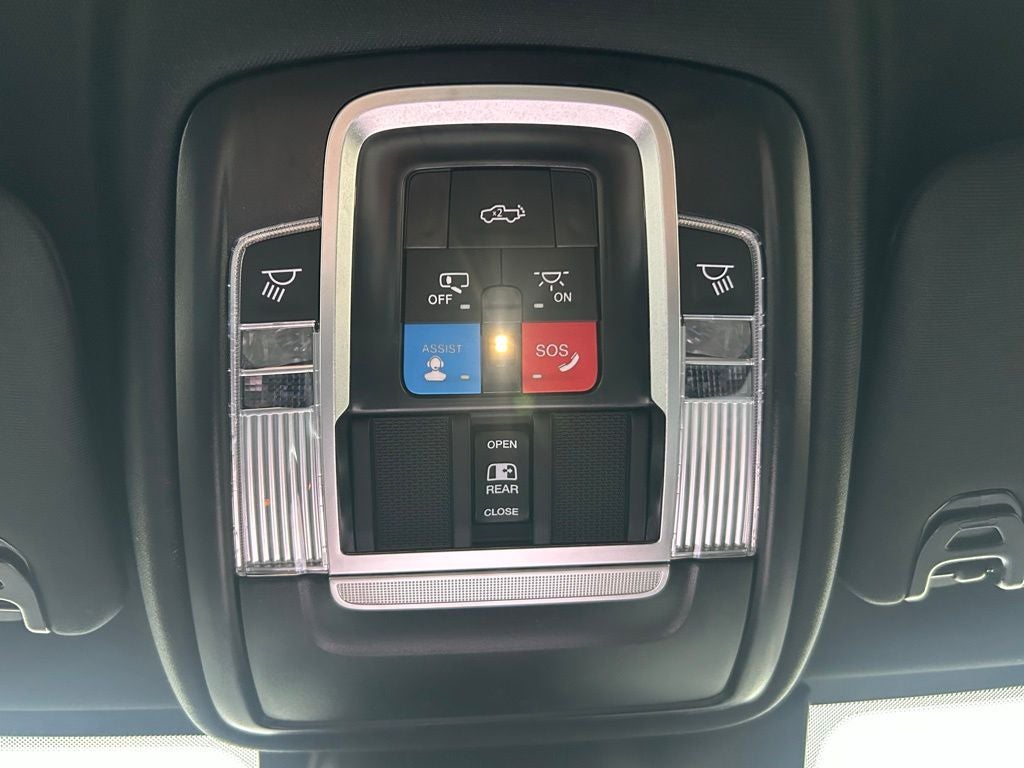 2026 RAM Ram 3500 3500 LAIE CREW CAB 4X4 6'4' BOX