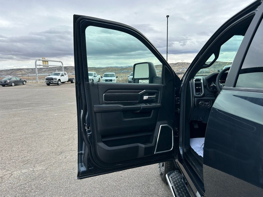 2026 RAM Ram 3500 3500 LAIE CREW CAB 4X4 8' BOX