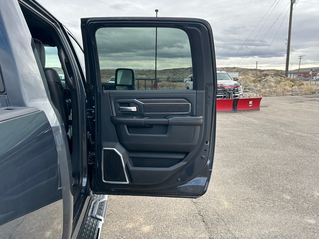 2026 RAM Ram 3500 3500 LAIE CREW CAB 4X4 8' BOX