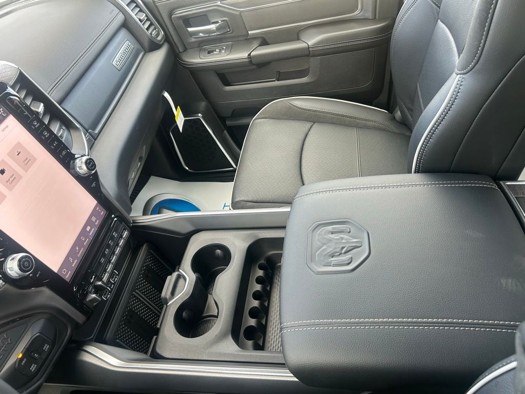 2026 RAM Ram 3500 3500 LAIE CREW CAB 4X4 8' BOX