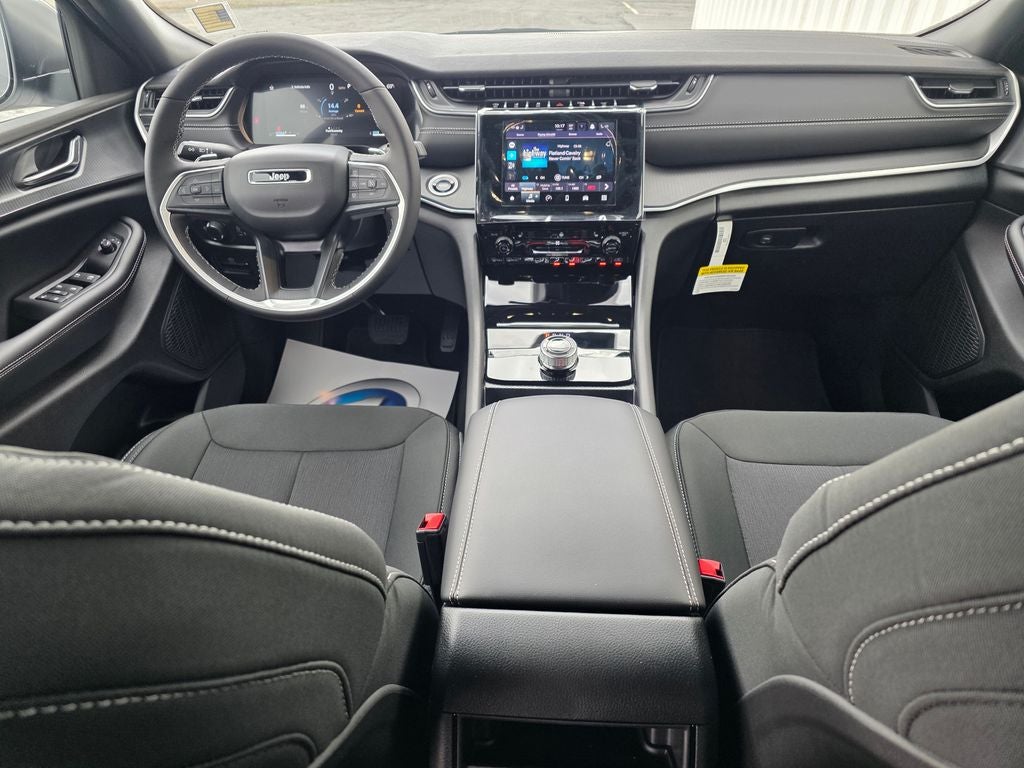 2026 Jeep Grand Cherokee Laredo X