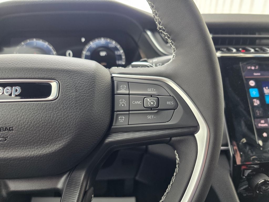 2026 Jeep Grand Cherokee Laredo X