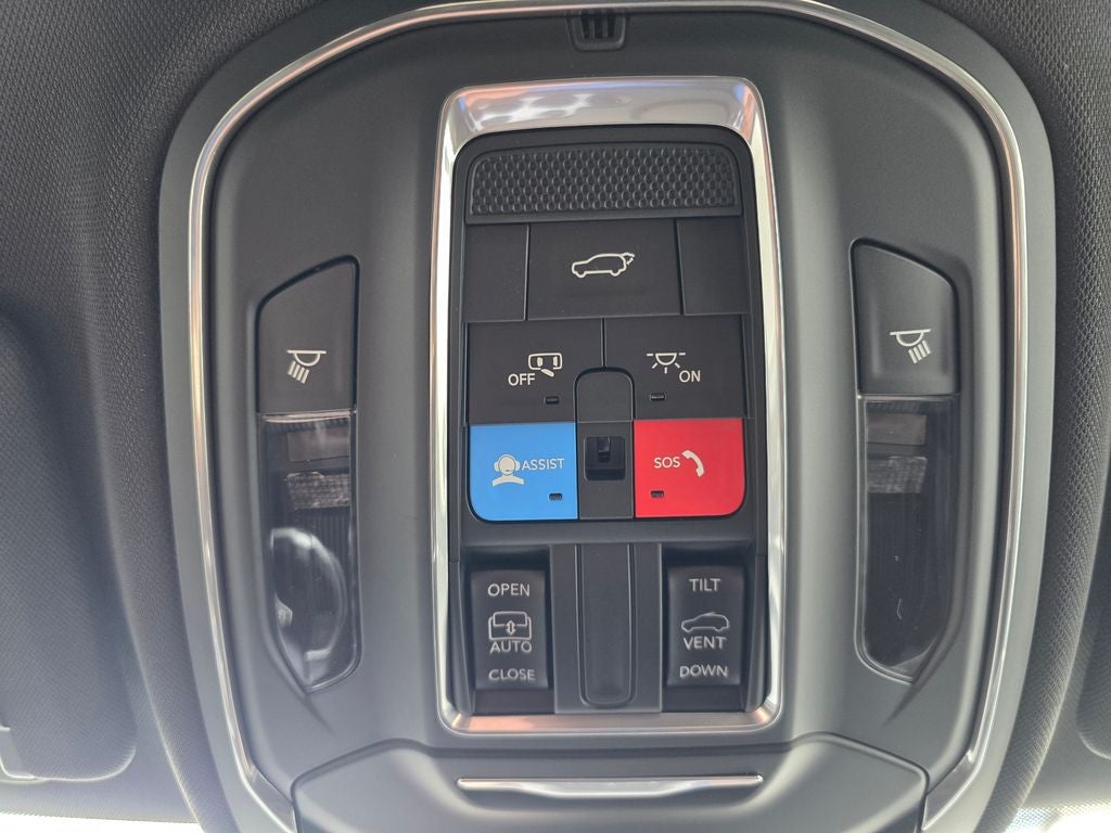 2026 Jeep Grand Cherokee Laredo X