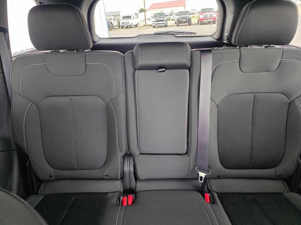 2026 Jeep Grand Cherokee Laredo X