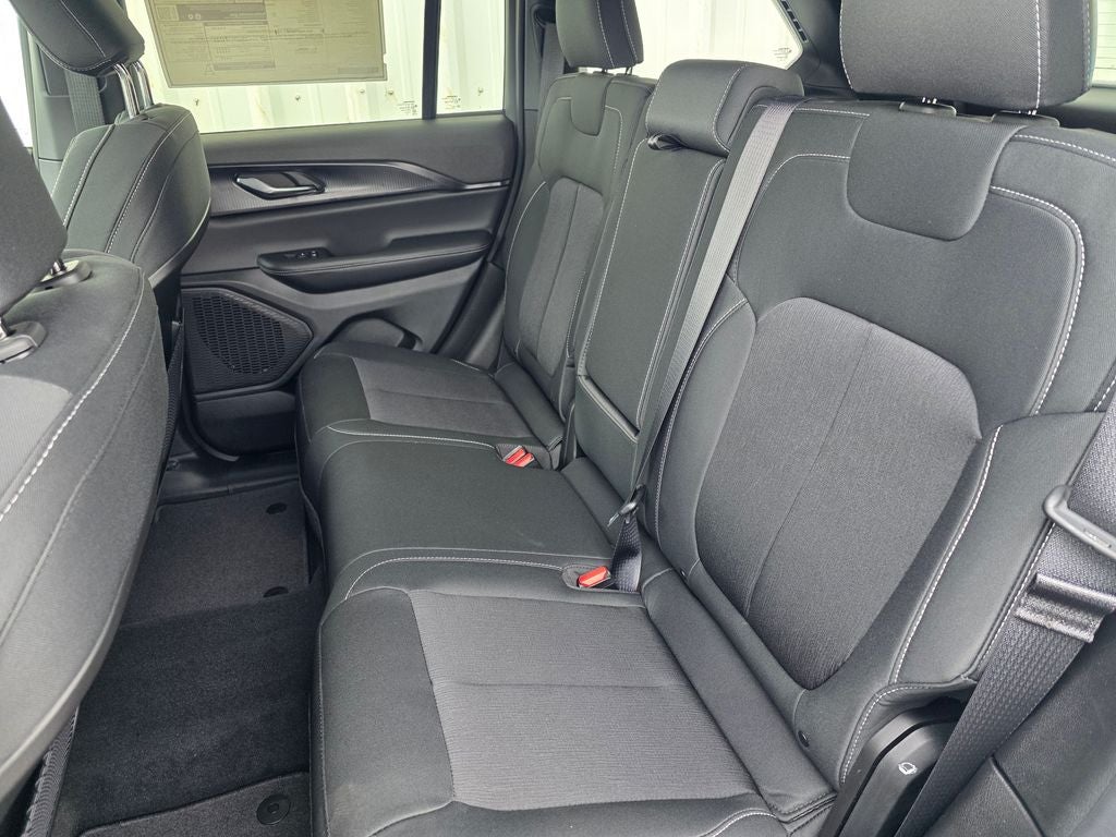 2026 Jeep Grand Cherokee Laredo X
