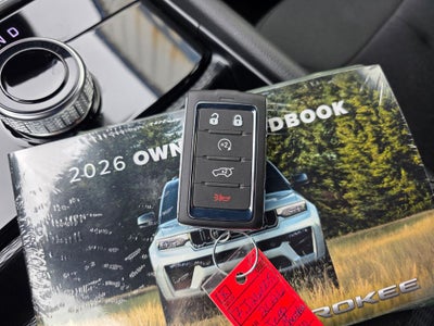 2026 Jeep Grand Cherokee Laredo X