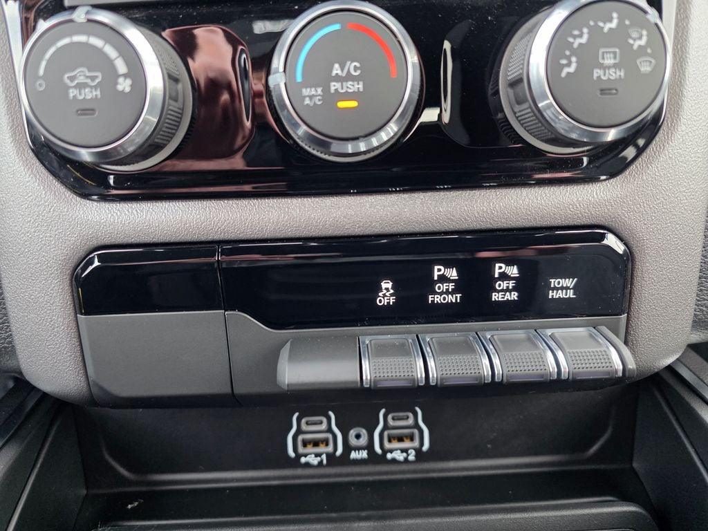 2026 RAM 1500 Express