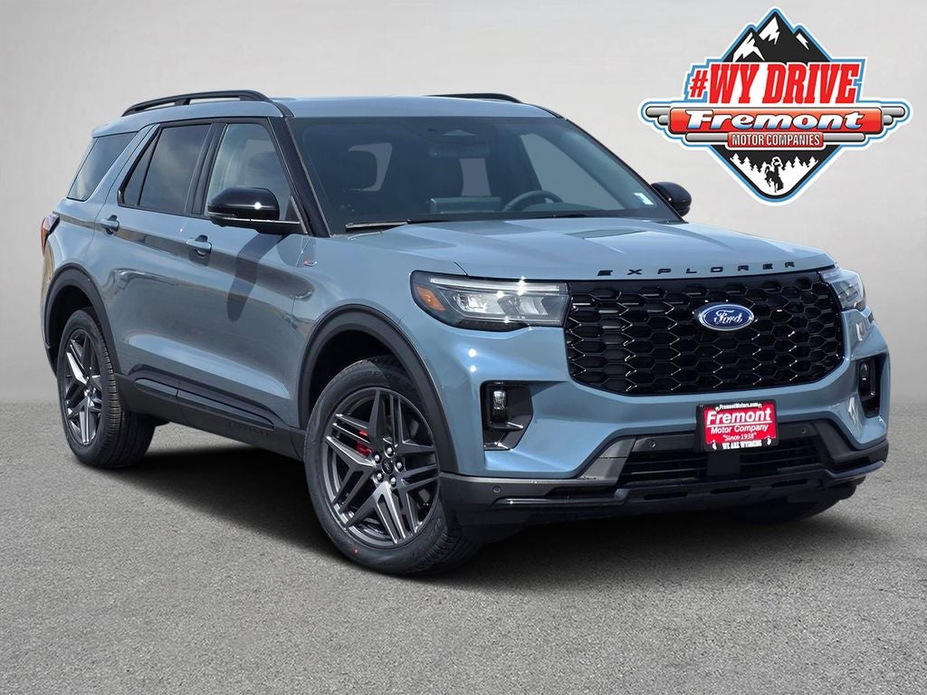 2026 Ford Explorer ST-LINE 4WD's photo