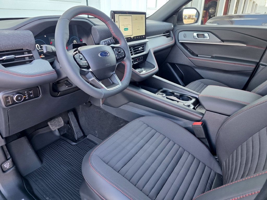 2027 Ford Explorer ST-Line