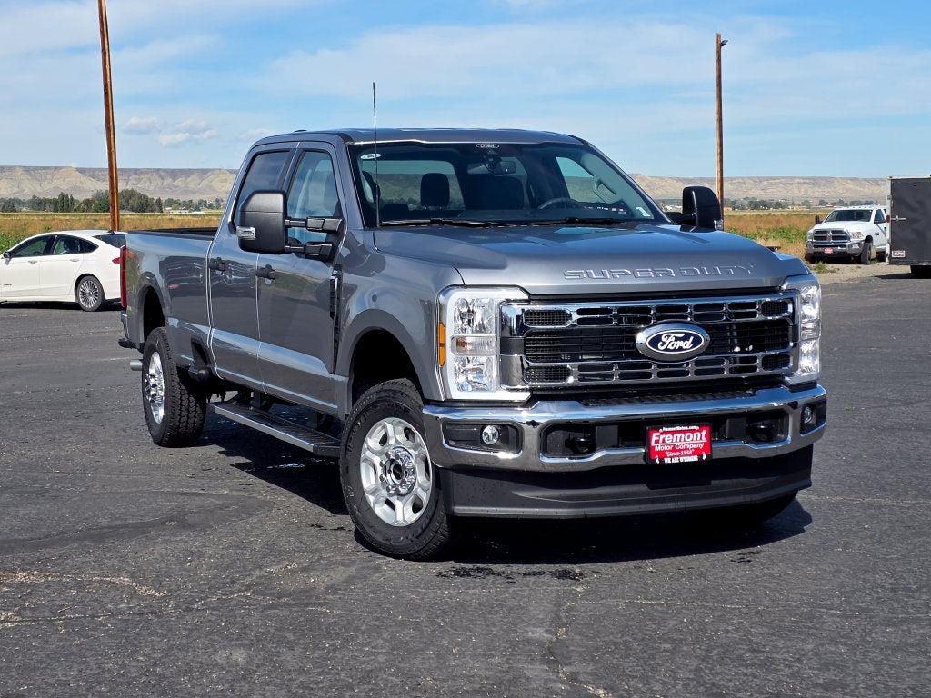 2027 Ford F-250SD XLT