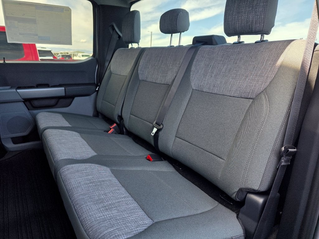 2027 Ford F-250SD XLT