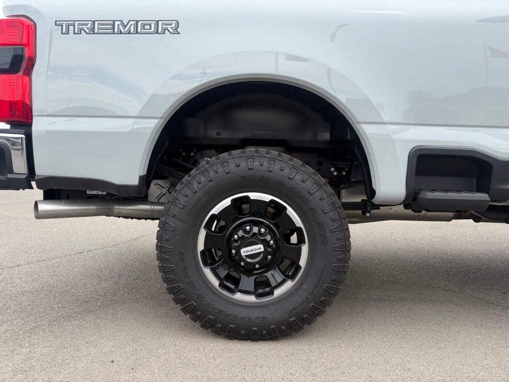 2026 Ford F-250SD Lariat Tremor