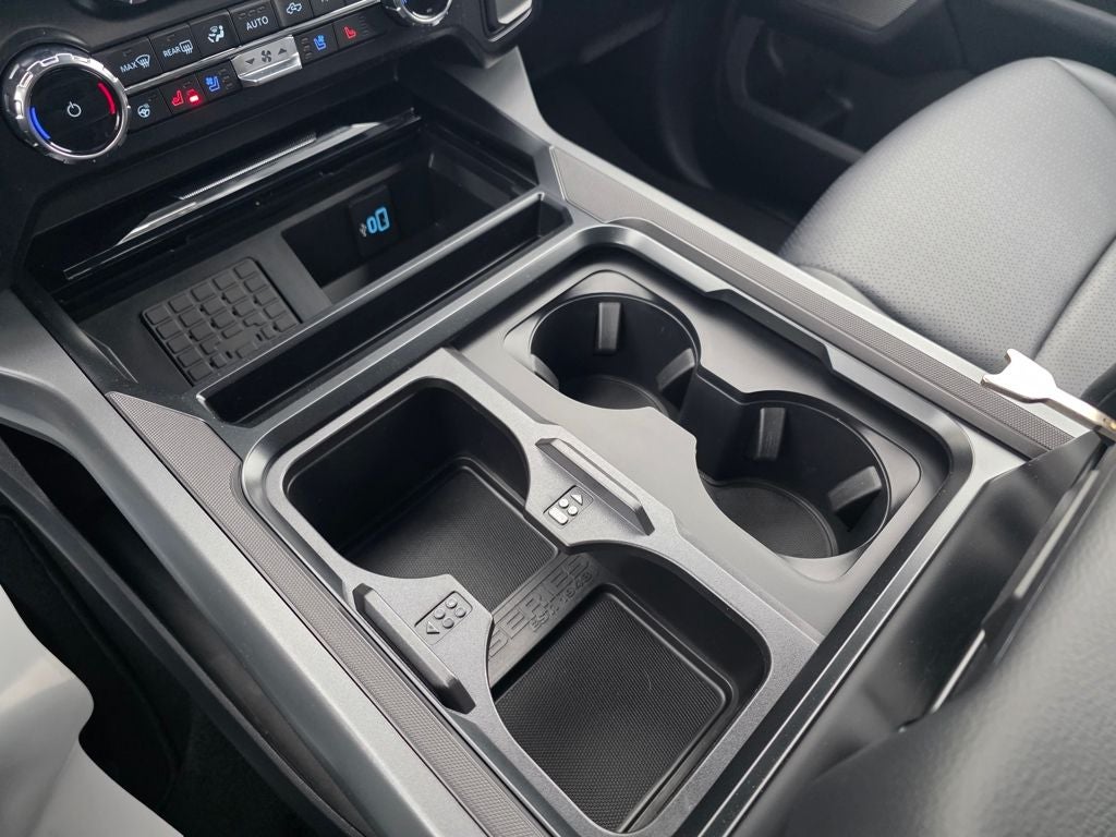 2026 Ford F-350SD Lariat Black Appearance Pkg